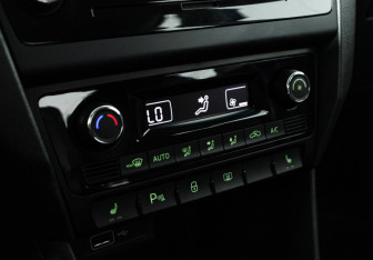 Подержанный автомобиль Skoda Rapid Liftback 2019 года (16 фото)