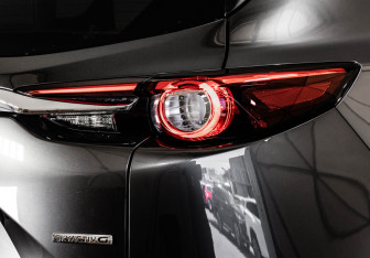 Подержанный автомобиль Mazda CX-9 2022 года (6 фото)