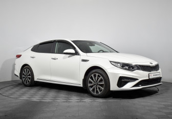 Подержанный автомобиль Kia Optima Sedan 2018 года (3 фото)