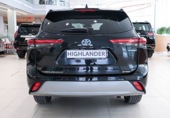 Новый Toyota Highlander 2025 (4 фото)