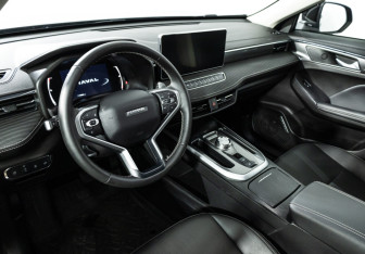 Подержанный автомобиль Haval Jolion 2023 года (11 фото)