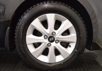 Подержанный автомобиль Hyundai Solaris Sedan 2016 года (9 фото)