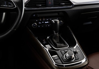 Подержанный автомобиль Mazda CX-9 2019 года (15 фото)