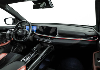 Подержанный автомобиль Geely Coolray 2023 года (9 фото)