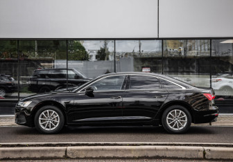 Подержанный автомобиль Audi A6 Sedan 2020 года (9 фото)