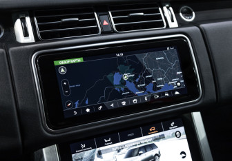 Подержанный автомобиль Land Rover Range Rover 2018 года (22 фото)