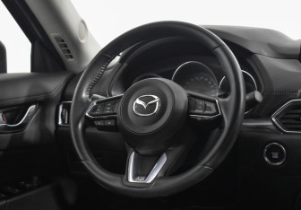 Подержанный автомобиль Mazda CX-5 2018 года (14 фото)