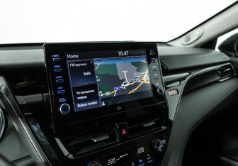 Подержанный автомобиль Toyota Camry Sedan 2021 года (16 фото)