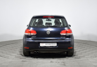 Подержанный автомобиль Volkswagen Golf Hatchback 2011 года (6 фото)