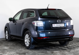 Подержанный автомобиль Mazda CX-7 2011 года (7 фото)