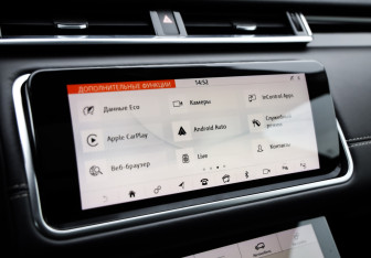 Подержанный автомобиль Land Rover Range Rover Velar 2019 года (15 фото)