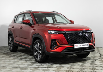 Подержанный автомобиль Changan CS35PLUS 2023 года (3 фото)