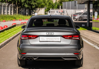 Подержанный автомобиль Audi A3 Sedan 2019 года (7 фото)