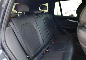 Подержанный автомобиль BMW X3 2020 года (24 фото)