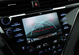 Подержанный автомобиль Toyota Camry Sedan 2020 года (17 фото)