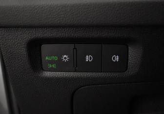 Подержанный автомобиль Skoda Octavia Liftback 2021 года (15 фото)