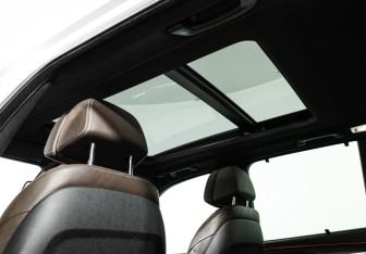 Подержанный автомобиль BMW X5 2017 года (25 фото)