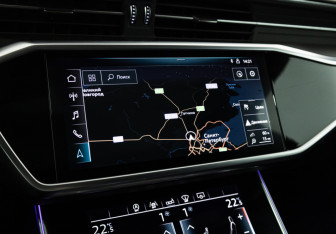 Подержанный автомобиль Audi A6 Sedan 2018 года (19 фото)