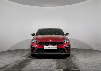 Подержанный автомобиль Kia Cerato Sedan 2020 года (2 фото)