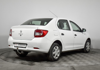 Подержанный автомобиль Renault Logan Sedan 2018 года (5 фото)
