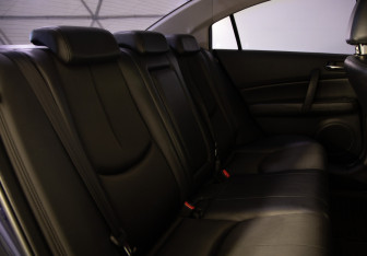 Подержанный автомобиль Mazda 6 Sedan 2010 года (12 фото)