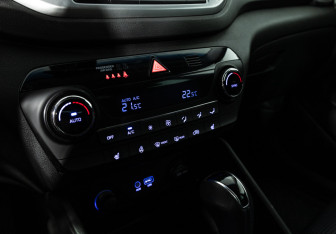 Подержанный автомобиль Hyundai Tucson 2017 года (16 фото)