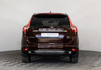 Подержанный автомобиль Volvo XC60 2016 года (6 фото)