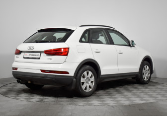 Подержанный автомобиль Audi Q3 2015 года (5 фото)