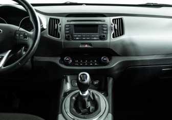 Подержанный автомобиль Kia Sportage 2015 года (14 фото)