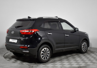 Подержанный автомобиль Hyundai Creta 2019 года (5 фото)