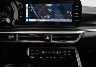 Подержанный автомобиль Kia K5 2021 года (16 фото)