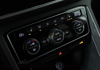 Подержанный автомобиль Volkswagen Teramont 2018 года (18 фото)