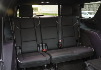 Подержанный автомобиль Cadillac Escalade Suv 2022 года (37 фото)