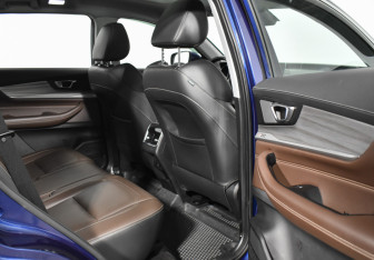 Подержанный автомобиль Chery Tiggo 8 Pro 2021 года (13 фото)