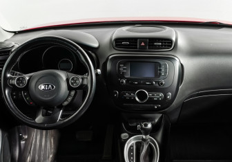 Подержанный автомобиль Kia Soul 2018 года (14 фото)