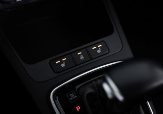 Подержанный автомобиль Kia Rio Hatchback 2018 года (16 фото)