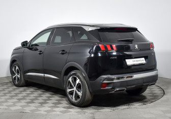Подержанный автомобиль Peugeot 3008 2019 года (7 фото)