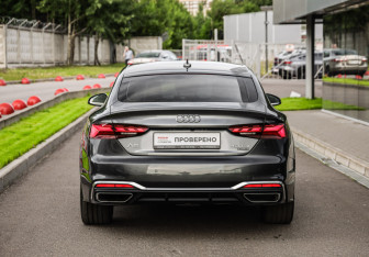 Подержанный автомобиль Audi A5 Liftback 2020 года (7 фото)