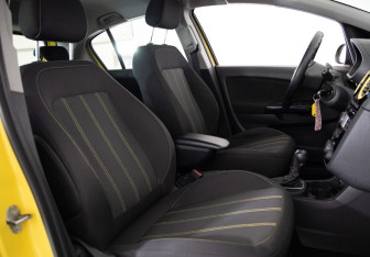 Подержанный автомобиль Opel Corsa 2013 года (11 фото)