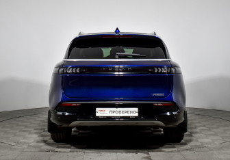 Подержанный автомобиль Voyah Free 2022 года (6 фото)