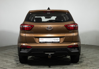 Подержанный автомобиль Hyundai Creta 2019 года (6 фото)