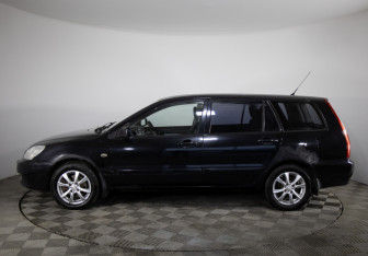 Подержанный автомобиль Mitsubishi Lancer Wagon 2005 года (8 фото)