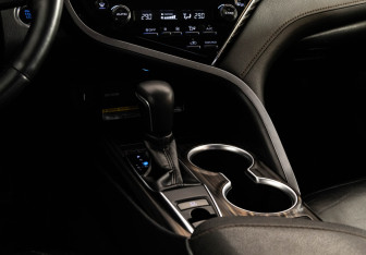 Подержанный автомобиль Toyota Camry Sedan 2019 года (17 фото)