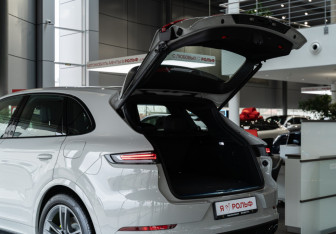 Новый Porsche Cayenne 2024 (6 фото)