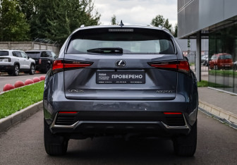 Подержанный автомобиль Lexus NX 2017 года (5 фото)