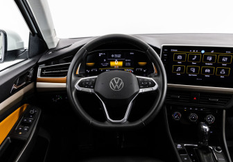 Подержанный автомобиль Volkswagen Bora Sedan 2024 года (15 фото)