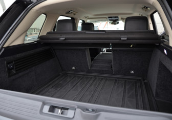 Подержанный автомобиль Land Rover Range Rover 2018 года (34 фото)