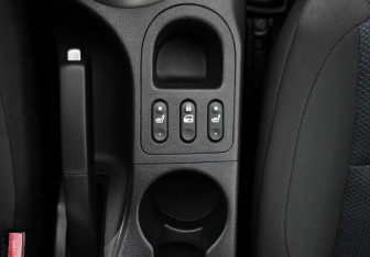 Подержанный автомобиль Nissan Qashqai 2013 года (10 фото)