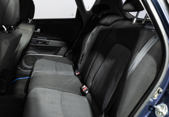 Подержанный автомобиль Kia Ceed Hatchback 2011 года (10 фото)