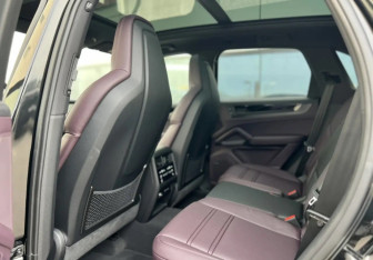 Новый Porsche Cayenne 2025 (8 фото)